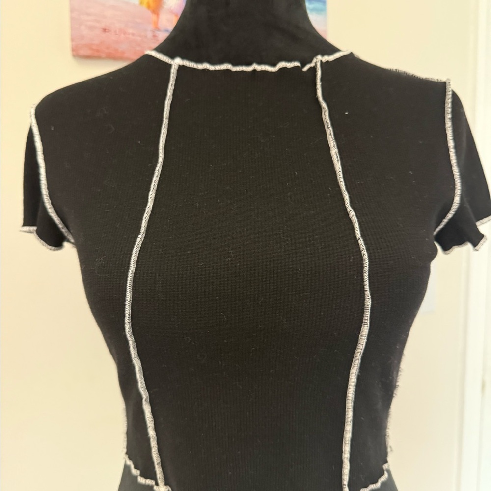 SHEIN Black Ribbed Cap Sleeve crop top